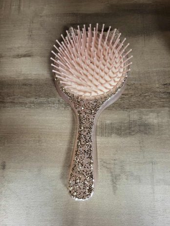 Brosse à cheveux rose clair à paillettes