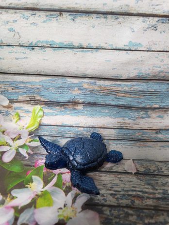 Tortue de mer bleu à paillettes.