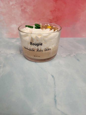 Bougie chantilly vanille des îles.
