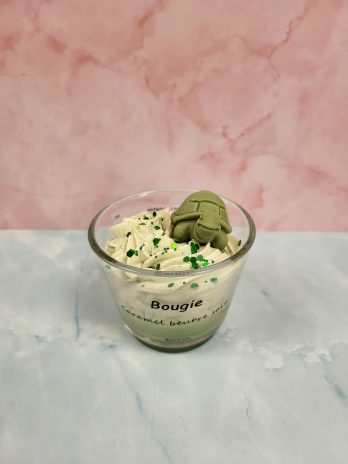 Bougie chantilly caramel beurre salé.